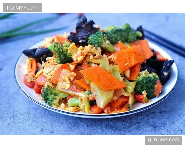 拉皮诺晒出冰箱里只有一瓶蛋白粉和半颗西兰花,网友:这哪是球星,简直是修仙